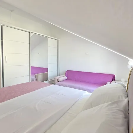 Penthouse Dijana